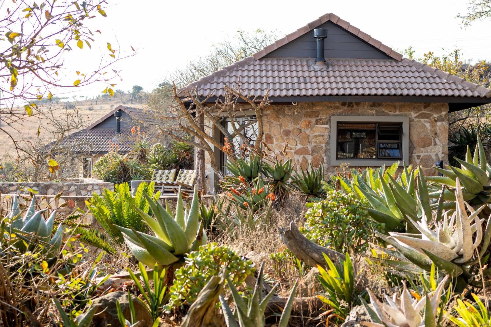 Zulu Rock Lodge - Babanango Game Reserve Ulundi Extérieur photo