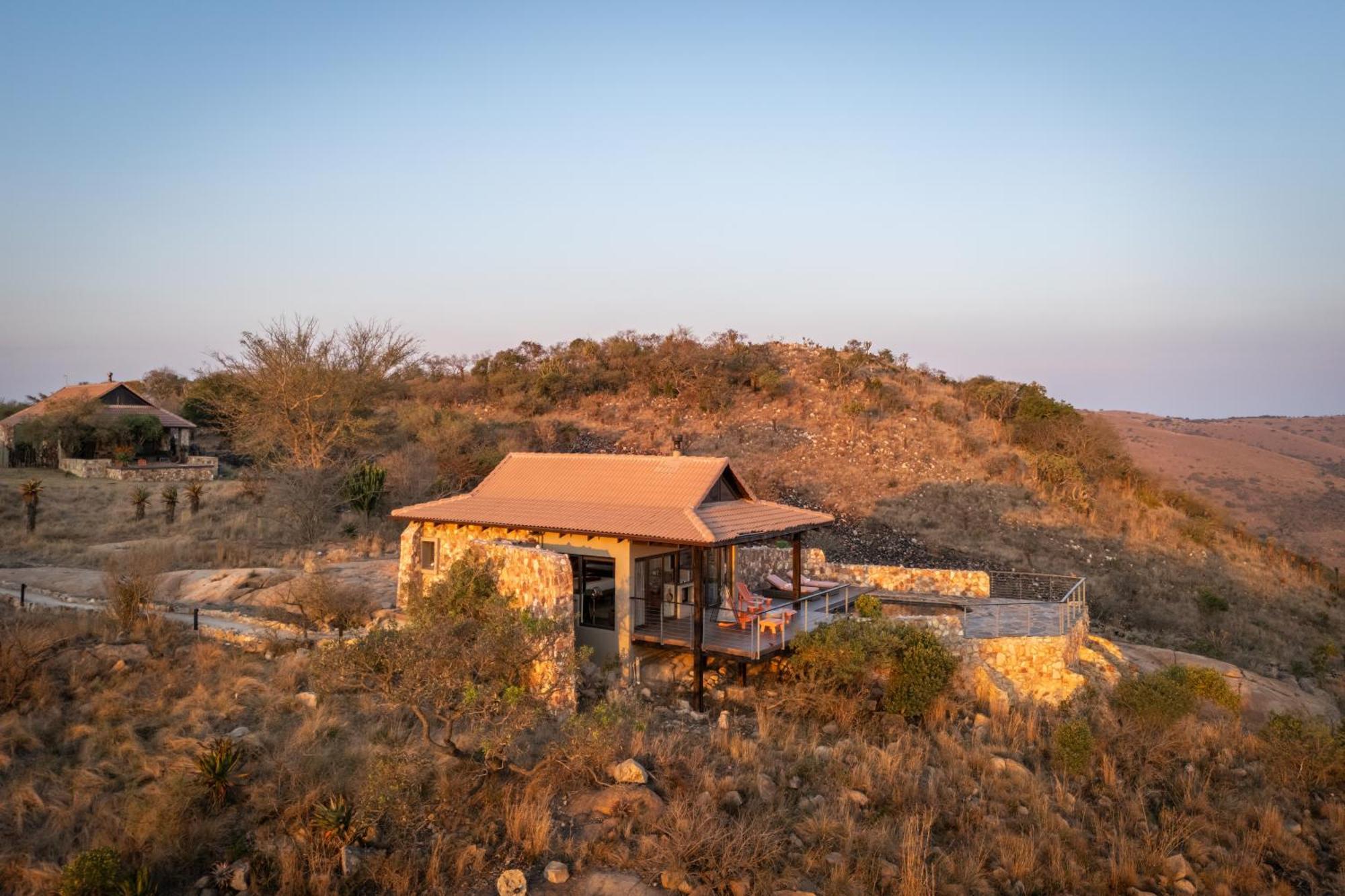 Zulu Rock Lodge - Babanango Game Reserve Ulundi Extérieur photo