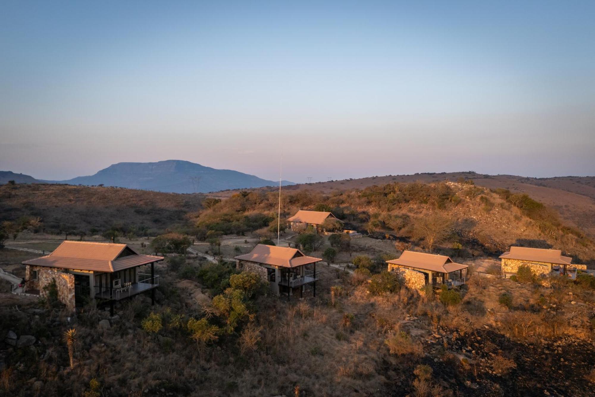 Zulu Rock Lodge - Babanango Game Reserve Ulundi Extérieur photo