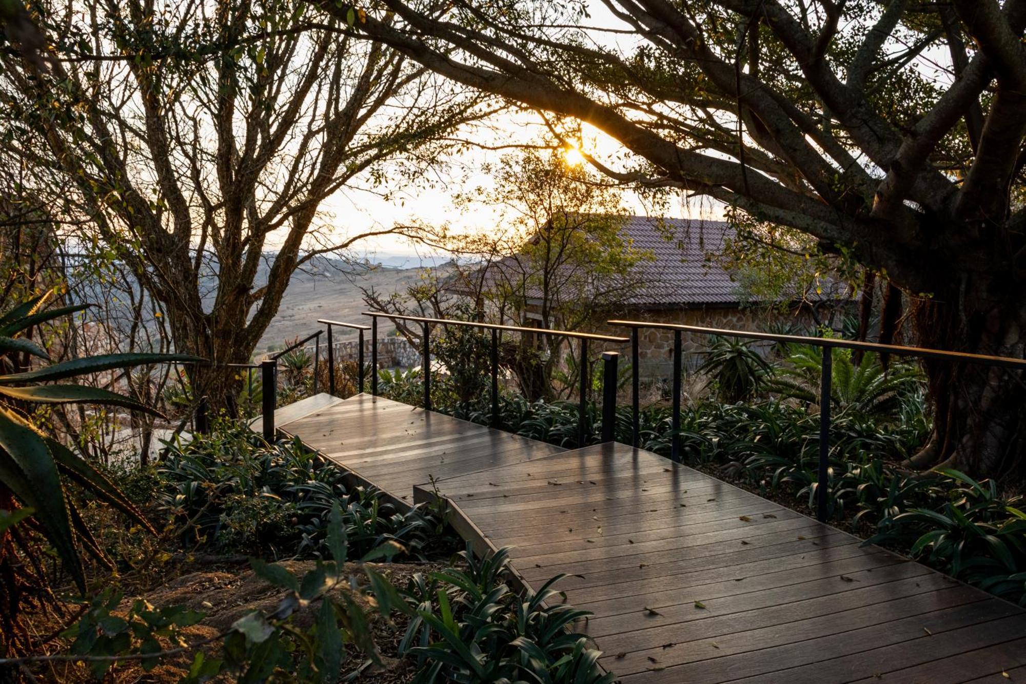 Zulu Rock Lodge - Babanango Game Reserve Ulundi Extérieur photo