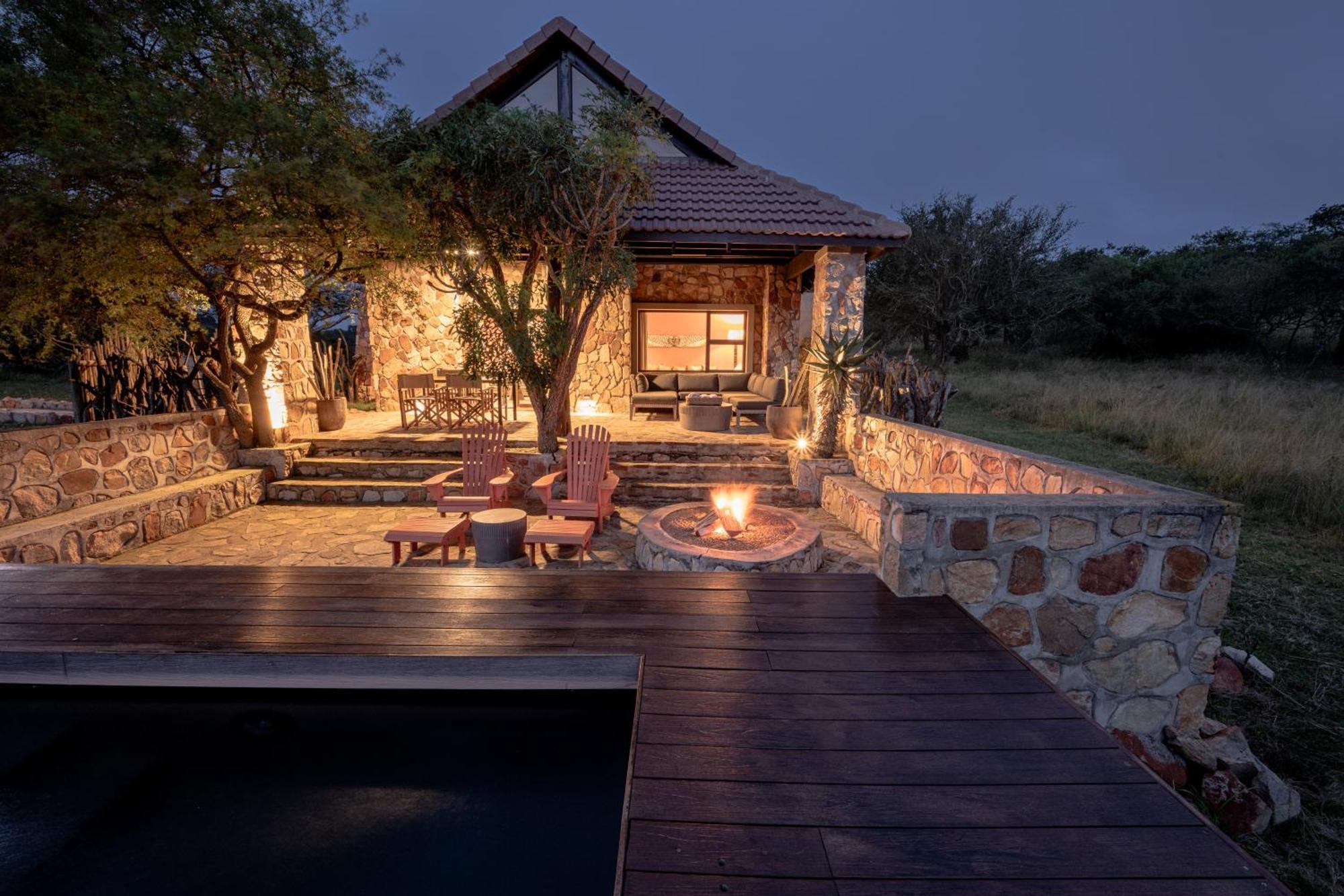 Zulu Rock Lodge - Babanango Game Reserve Ulundi Extérieur photo